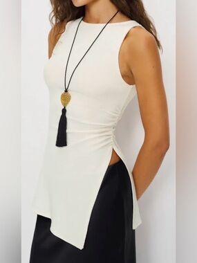 Reformation Walker Knit Top in size Medium